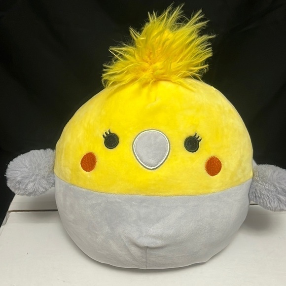 SQUISHMALLOW- CHARLIZE the yellow and gray cockatiel Squishmallow plushy - Picture 1 of 4